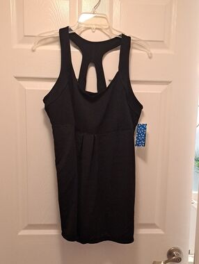 Black Racerback Women’s Tank Top Activewear